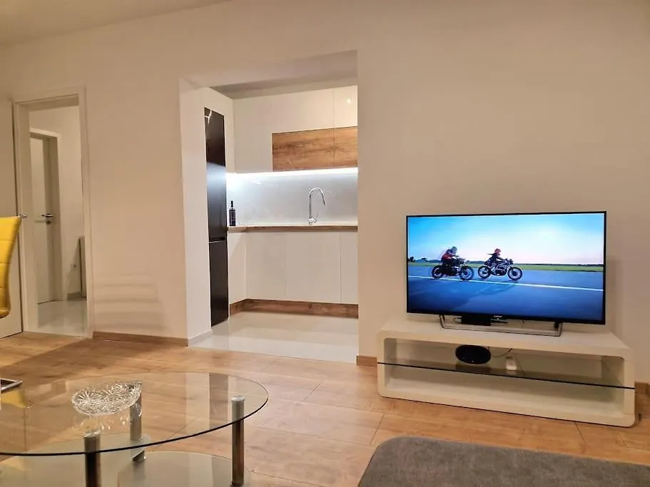 Novi Apartman Nps Pula Apartment