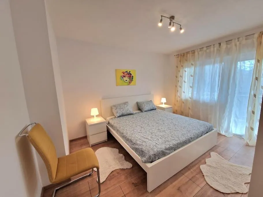 Novi Apartman Nps Pula Apartment